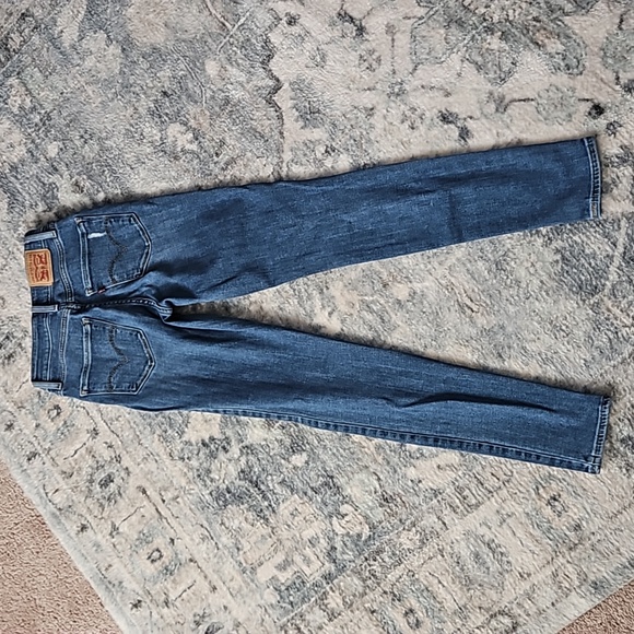 Levi's 721 High Rise Skinny Jeans - Picture 2 of 7